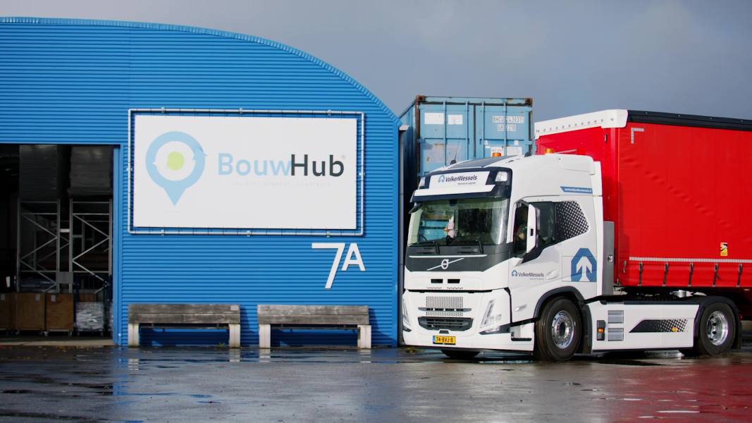 bouwhub_Eindhoven_Dag2 - frame at 0m56s.jpg